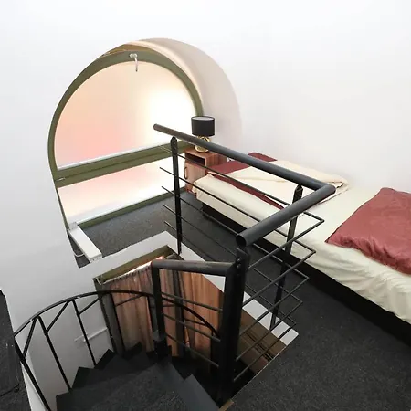 California 3* 布达佩斯