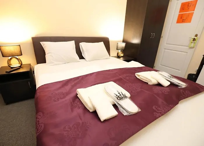 California 3* Budapest